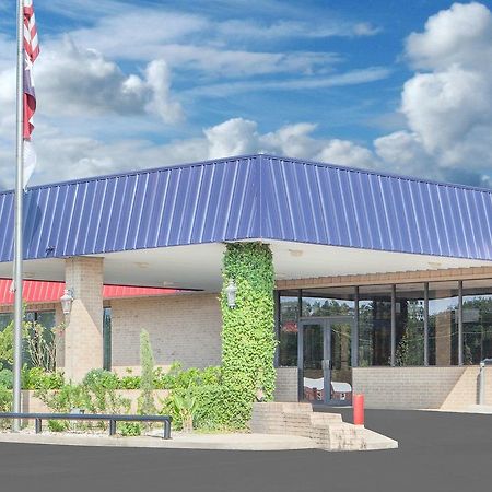 Knights Inn Crockett Екстериор снимка